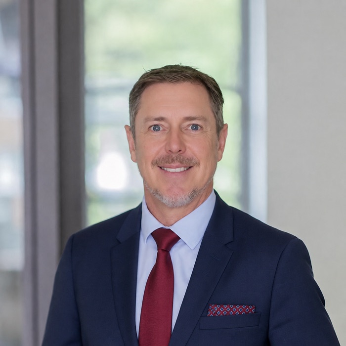 Roman Becker, Immobilienmakler für Köln-Eil