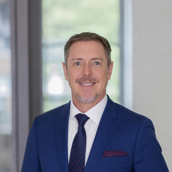 Roman Becker, Immobilienmakler für Frechen